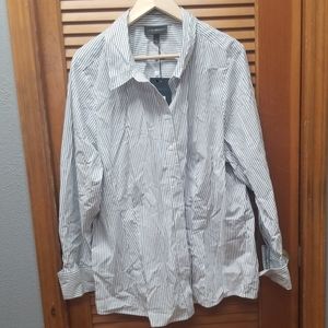 NWT Lane Bryant Buttom Up